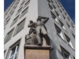 Andreas Hermann "Durch die Nacht zum Licht"
